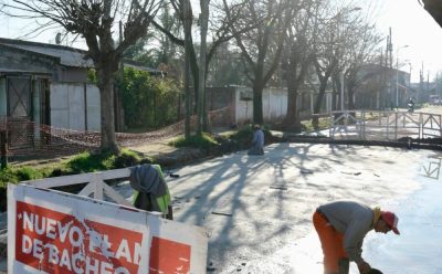 MONTE GRANDE SUR: OBRAS DE BACHEO EN HORMIGÓN DE ALTA RESISTENCIA