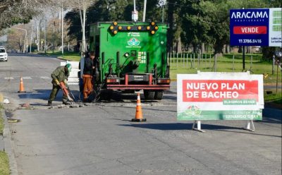 MONTE GRANDE: CONTINÚAN LAS TAREAS DE BACHEO