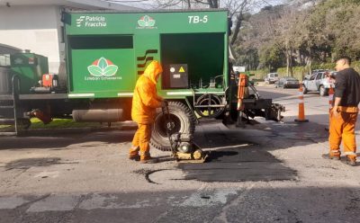 MONTE GRANDE: SIGUEN LAS OBRAS DE BACHEO