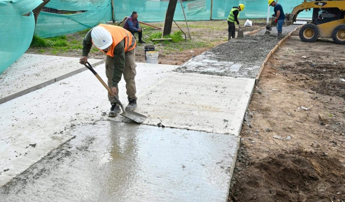 AVANZA LA RENOVACIÓN INTEGRAL DE LA PLAZA ALFONSINA STORNI, EN EL JAGÜEL