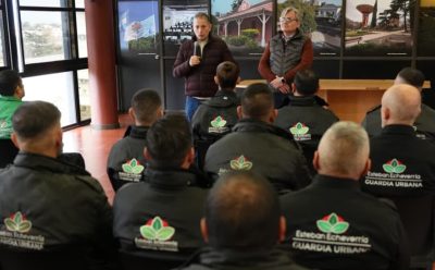 EL INTENDENTE RECIBIÓ A 25 NUEVOS MIEMBROS DE LA GUARDIA URBANA Y DE LA DIRECCIÓN DE TRÁNSITO