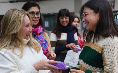 PROGRAMA OFTALMOLÓGICO ECHEVERRÍA: MAGUI GRAY ENTREGÓ LENTES A ESTUDIANTES DE MONTE GRANDE Y 9 DE ABRIL