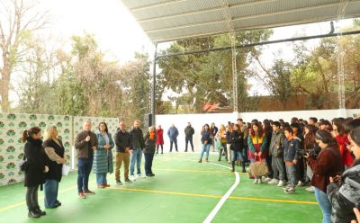FERNANDO GRAY INAUGURÓ EL TECHO PARABÓLICO Y EL PLAYÓN DEPORTIVO DE LAS ESCUELAS SECUNDARIAS SAAVEDRA Y MUÑIZ DE MONTE GRANDE