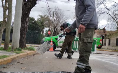 SE REALIZARON NUEVAS TAREAS DE TOMADO DE JUNTAS EN CALLES DEL DISTRITO
