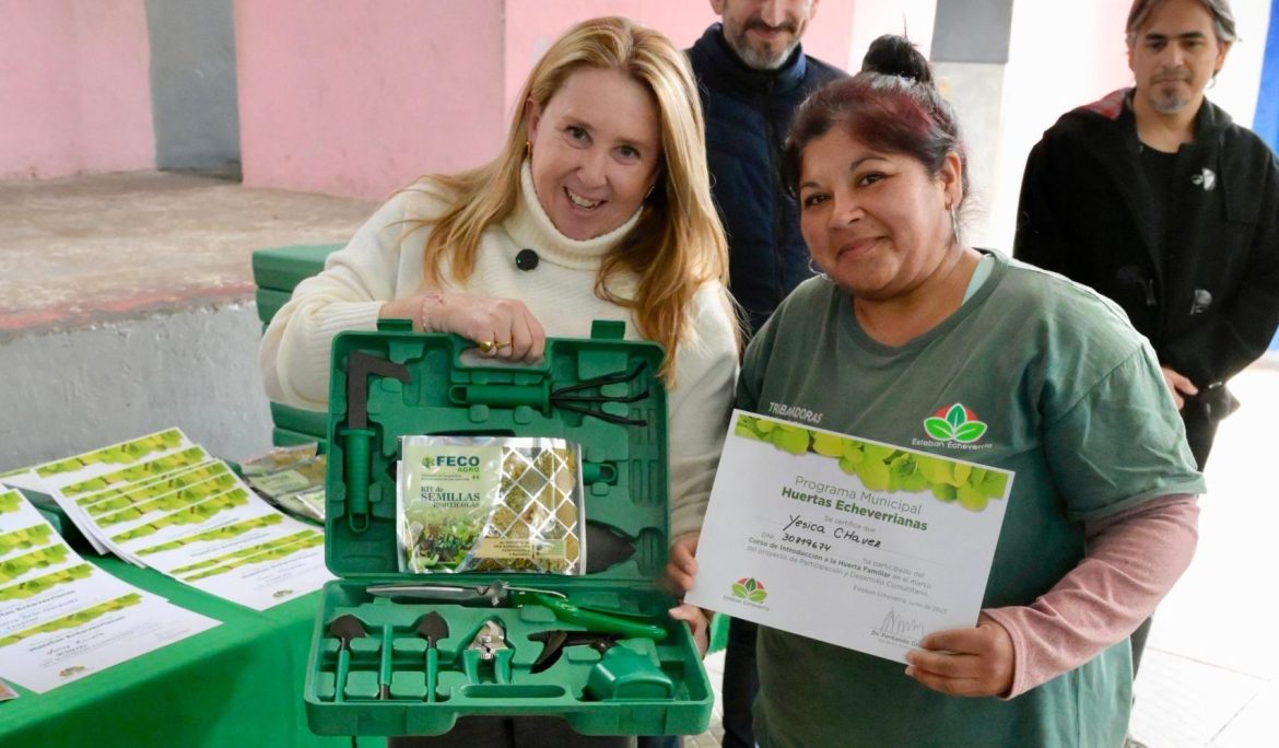 MAGUI GRAY ENTREGÓ CERTIFICADOS Y KITS DE JARDINERÍA A PARTICIPANTES DEL PROGRAMA HUERTAS ECHEVERRIANAS
