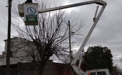 EL MUNICIPIO AVANZA EN LA INSTALACIÓN DE LUCES LED EN EL DISTRITO