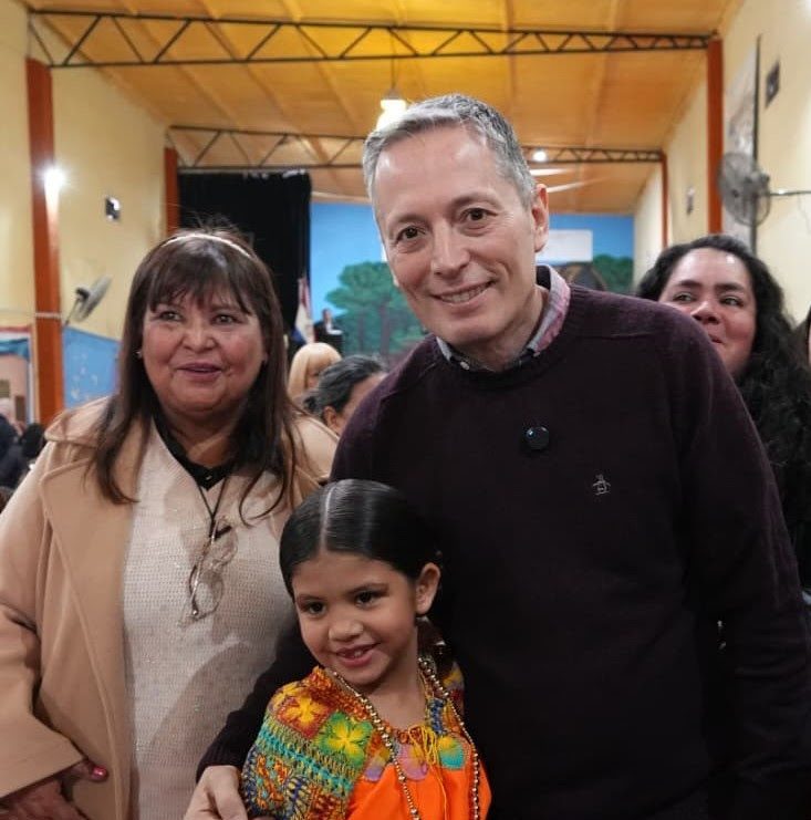 FERNANDO GRAY CELEBRÓ EL 36° ANIVERSARIO DEL CENTRO DE RESIDENTES PARAGUAYOS