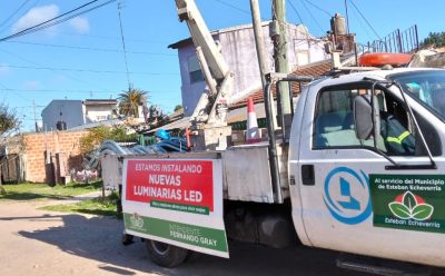 CONTINÚA LA INSTALACIÓN DE NUEVAS LUCES LED EN 9 DE ABRIL