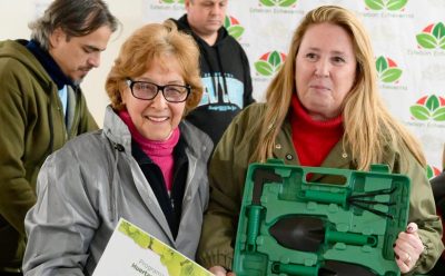 MAGUI GRAY ENTREGÓ CERTIFICADOS Y KITS DE JARDINERÍA A PARTICIPANTES DEL PROGRAMA HUERTAS ECHEVERRIANAS