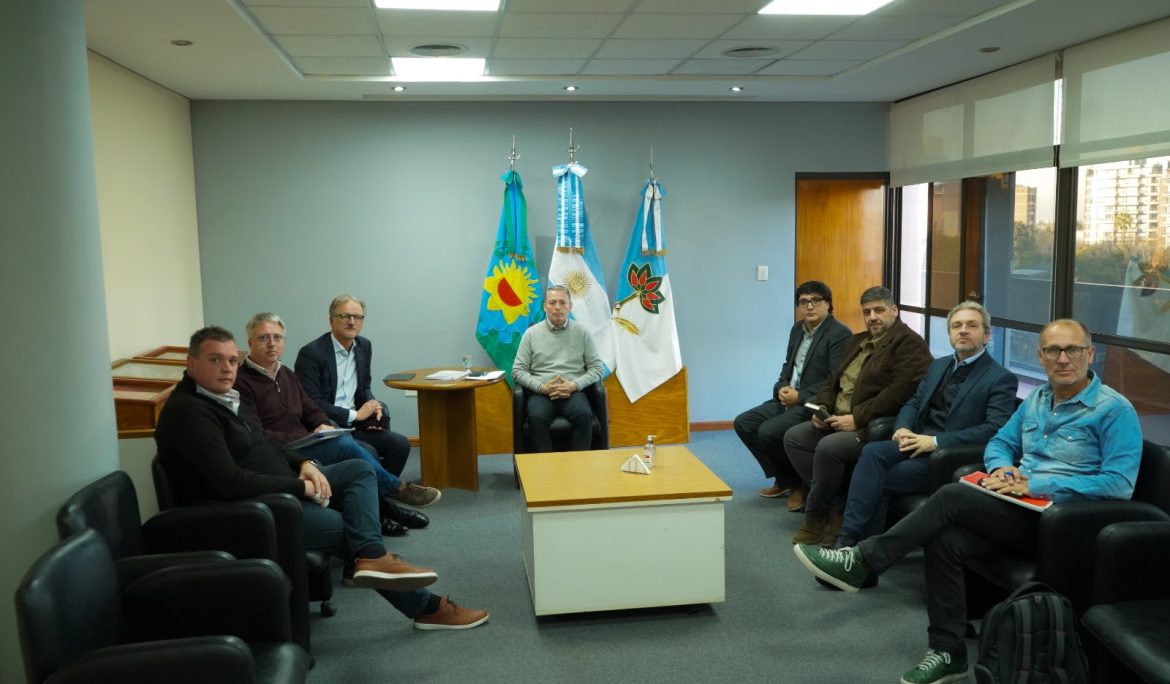 FERNANDO GRAY SE REUNIÓ CON EL GERENTE GENERAL DE EDESUR PARA AVANZAR EN LA MEJORA DEL SUMINISTRO ELÉCTRICO EN EL DISTRITO