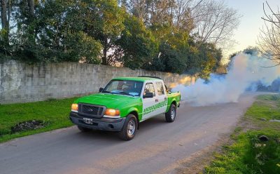 CONTINÚAN LAS TAREAS DE FUMIGACIÓN EN ESTEBAN ECHEVERRÍA