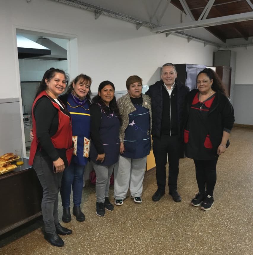 FERNANDO GRAY INAUGURÓ LAS OBRAS DE REFACCIÓN DE LA ESCUELA N° 54 DE 9 DE ABRIL