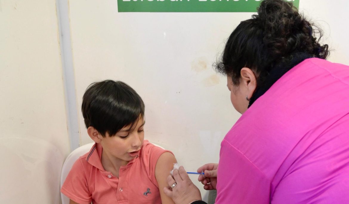 SE REALIZARON NUEVOS OPERATIVOS GRATUITOS DE VACUNACIÓN EN ESTEBAN ECHEVERRÍA
