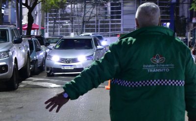 EL MUNICIPIO CONTINÚA REALIZANDO OPERATIVOS DE SEGURIDAD Y CONTROL VEHICULAR EN LA PLAZA MITRE DE MONTE GRANDE