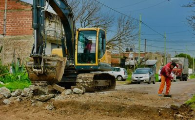 BACHEO EN EL JAGUEL: ARRANCÓ OBRA CON HORMIGÓN DE ALTA RESISTENCIA 