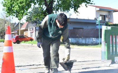 CONTINÚAN LOS TRABAJOS DE TOMADO DE JUNTAS EN LUIS GUILLÓN