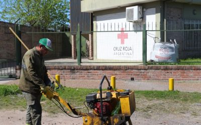 CONTINÚAN LAS OBRAS DE BACHEO EN LUIS GUILLÓN