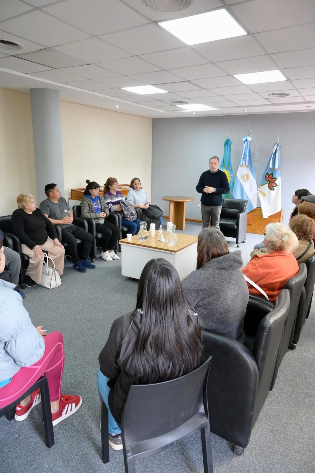 FERNANDO GRAY SE REUNIÓ CON VECINAS Y VECINOS EN SITUACIÓN DE VULNERABILIDAD SOCIAL