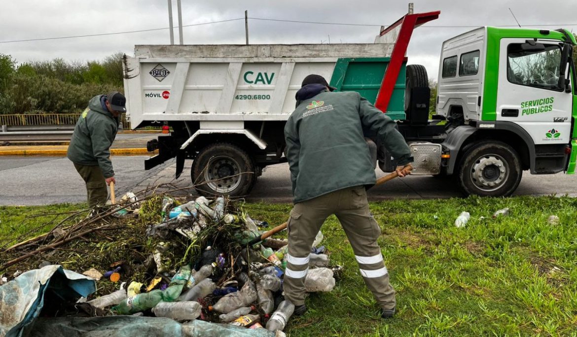 TRABAJOS DE LIMPIEZA Y SANEAMIENTO EN LOS BARRIOS TRAS LAS FUERTES LLUVIAS