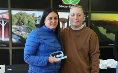 FERNANDO GRAY ENTREGÓ LENTES A 156 TRABAJADORAS Y TRABAJADORES VECINALES DE 9 DE ABRIL