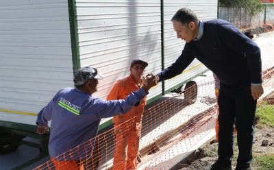 FERNANDO GRAY RECORRIÓ LA OBRA DE PAVIMENTACIÓN DE LA CALLE MARXER, EN LUIS GUILLÓN