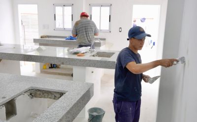 AVANZAMOS CON LAS OBRAS EN LA ESCUELA PRIMARIA N° 1 DE MONTE GRANDE