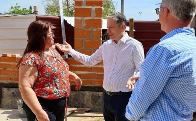 FERNANDO GRAY RECORRIÓ LAS OBRAS DE LA ESCUELA SECUNDARIA N° 42 DE 9 DE ABRIL