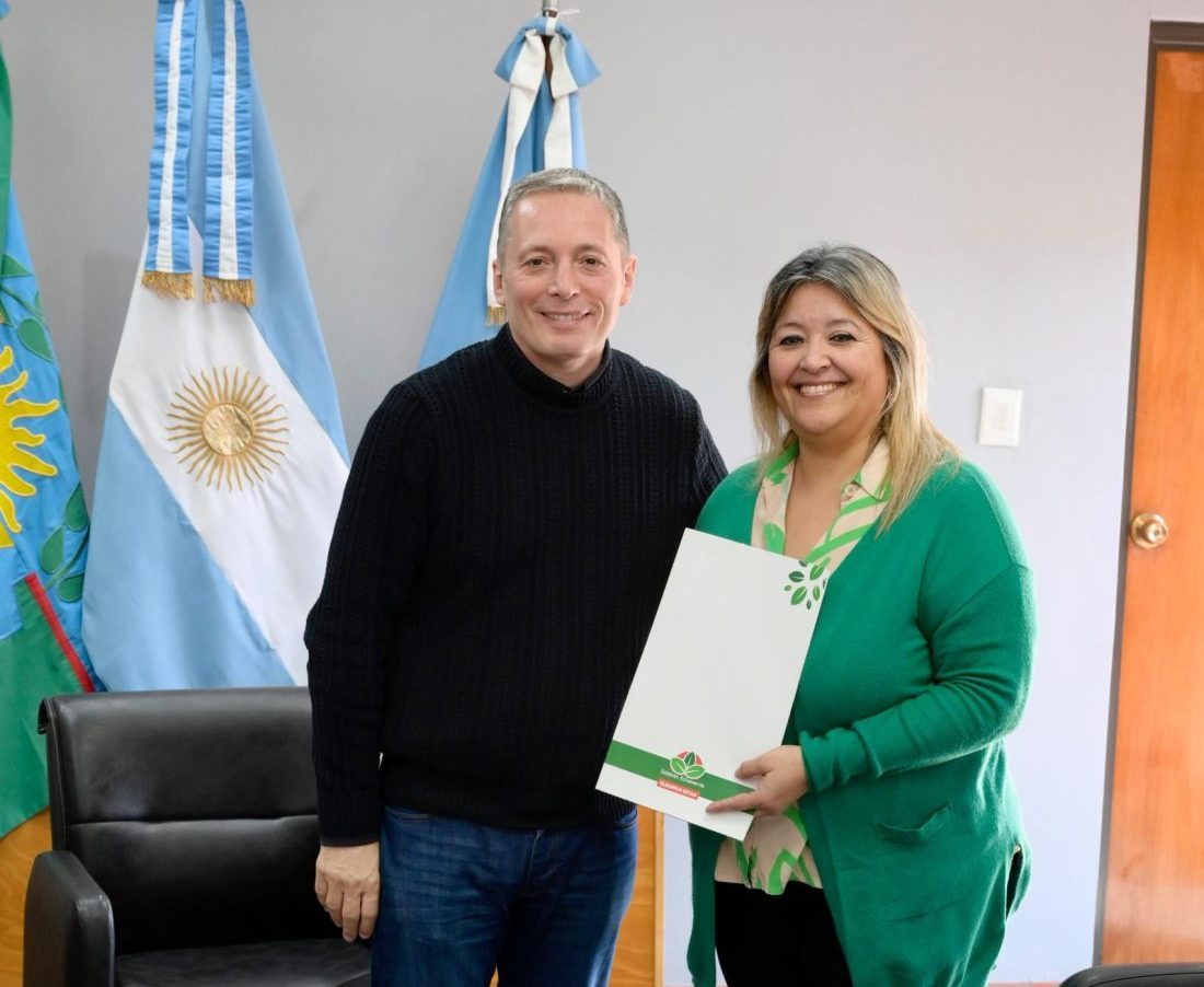 FERNANDO GRAY SE REUNIÓ CON AUTORIDADES DE TRES ESCUELAS PÚBLICAS SECUNDARIAS DEL DISTRITO