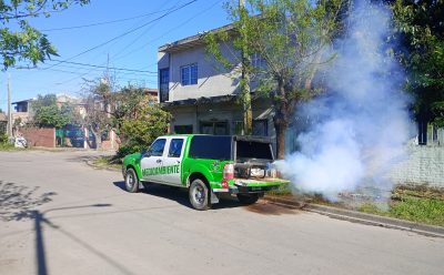 CONTINÚAN LAS TAREAS DE FUMIGACIÓN EN ESTEBAN ECHEVERRÍA