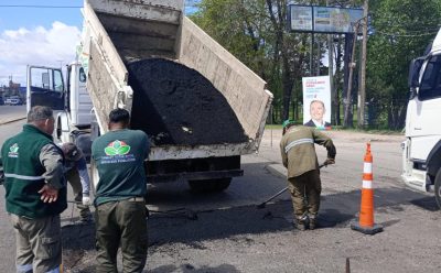 9 DE ABRIL: CONTINÚAN LAS OBRAS DE BACHEO