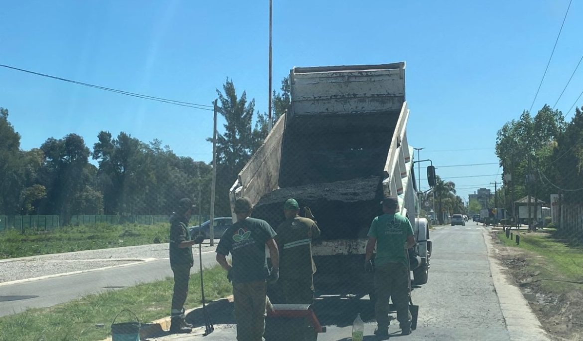 NUEVAS OBRAS DE BACHEO EN LA LOCALIDAD DE CANNING