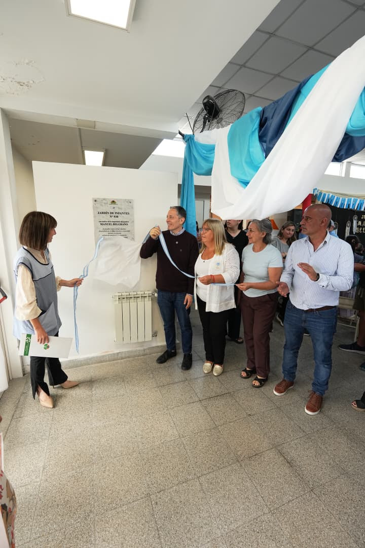 FERNANDO GRAY PARTICIPÓ DE LA IMPOSICIÓN DEL NOMBRE “MANUEL BELGRANO” AL JARDÍN DE INFANTES N° 938