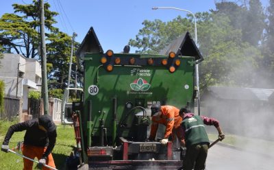 NUEVAS OBRAS DE BACHEO EN MONTE GRANDE