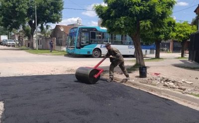 EL JAGÜEL: EL MUNICIPIO CONTINÚA CON LAS TAREAS DE BACHEO