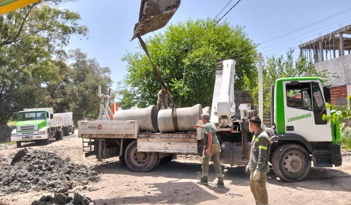 OBRA DE DRENAJE PLUVIAL EN 9 DE ABRIL PARA EVITAR INUNDACIONES