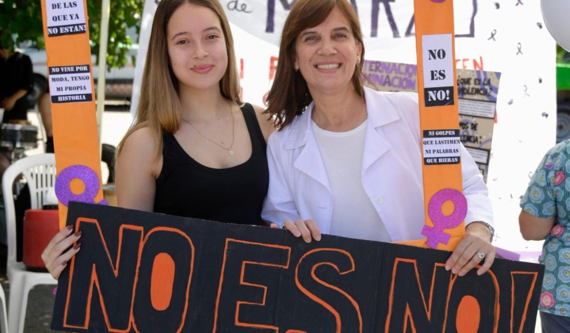 JORNADA DE CONCIENTIZACIÓN POR EL DÍA INTERNACIONAL DE LA ELIMINACIÓN DE LA VIOLENCIA CONTRA LA MUJER