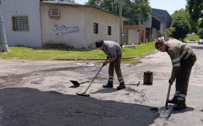 NUEVAS OBRAS DE BACHEO EN LUIS GUILLÓN