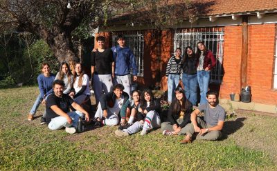 EL FONDO DE JUVENTUD Y ACCIÓN CLIMÁTICA DE BLOOMBERG PHILANTHROPIES FINALIZÓ SU SEGUNDA RONDA DE 2025 Y DESTACÓ ALGUNOS DE LOS PROYECTOS REALIZADOS