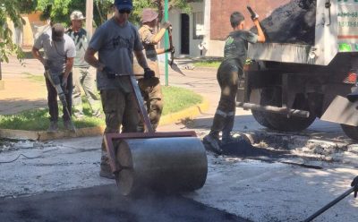 MONTE GRANDE: EL MUNICIPIO AVANZA CON LOS TRABAJOS DE BACHEO