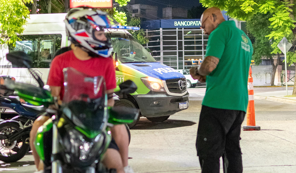 OPERATIVOS DE SEGURIDAD Y CONTROL VEHICULAR EN MONTE GRANDE Y EL JAGÜEL