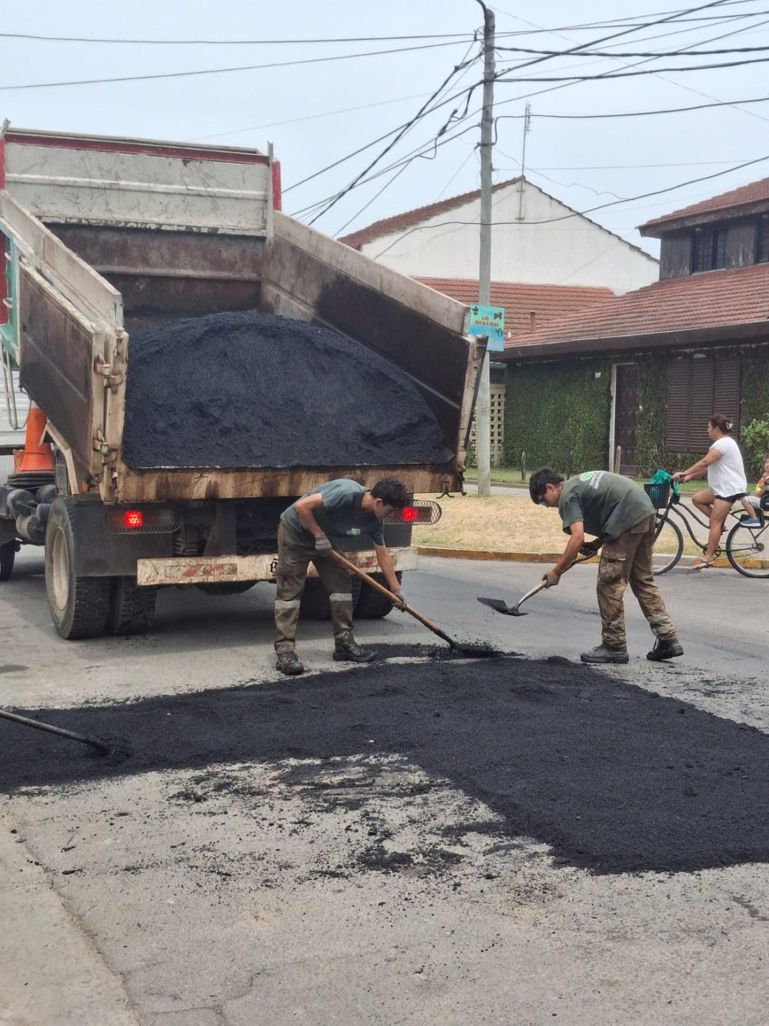 NUEVAS OBRAS DE BACHEO EN EL JAGÜEL
