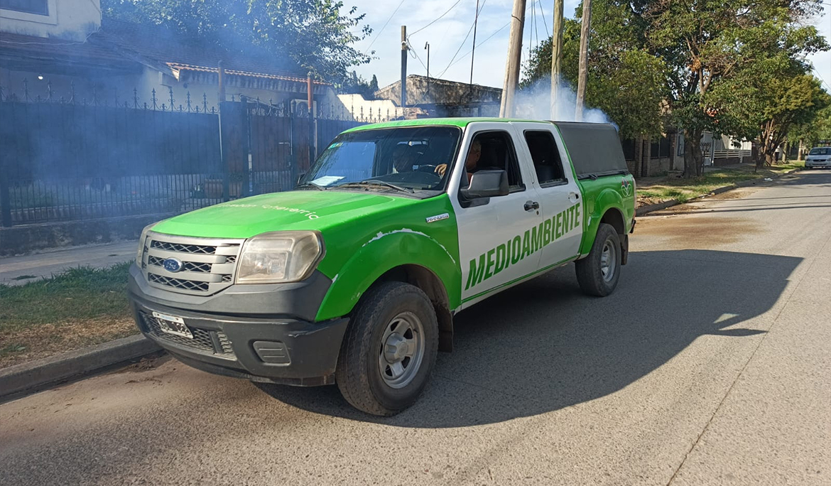 AVANZAN LAS TAREAS DE FUMIGACIÓN EN ESTEBAN ECHEVERRÍA