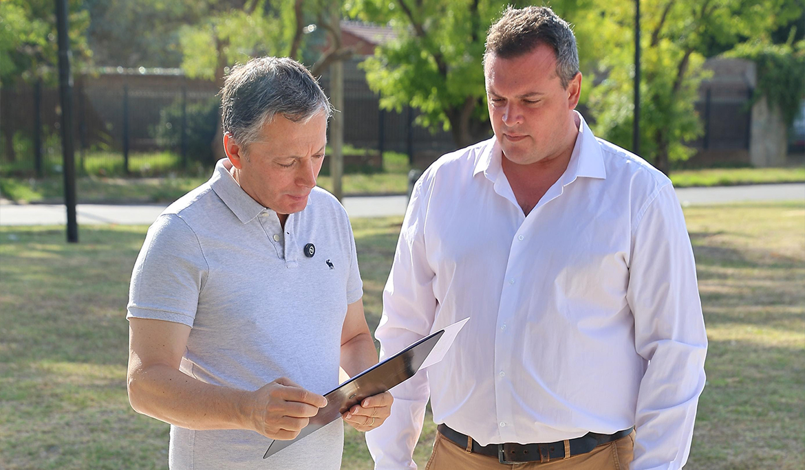 FERNANDO GRAY SUPERVISÓ OBRAS EN LA VÍA PÚBLICA