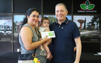 FERNANDO GRAY ENTREGÓ 113 TARJETAS DEL PLAN MÁS VIDA A FAMILIAS DE ESTEBAN ECHEVERRÍA