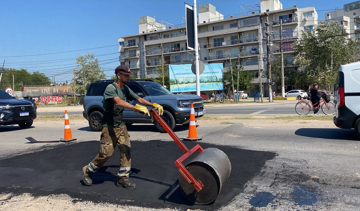 AVANZAN LOS TRABAJOS DE BACHEO EN CANNING