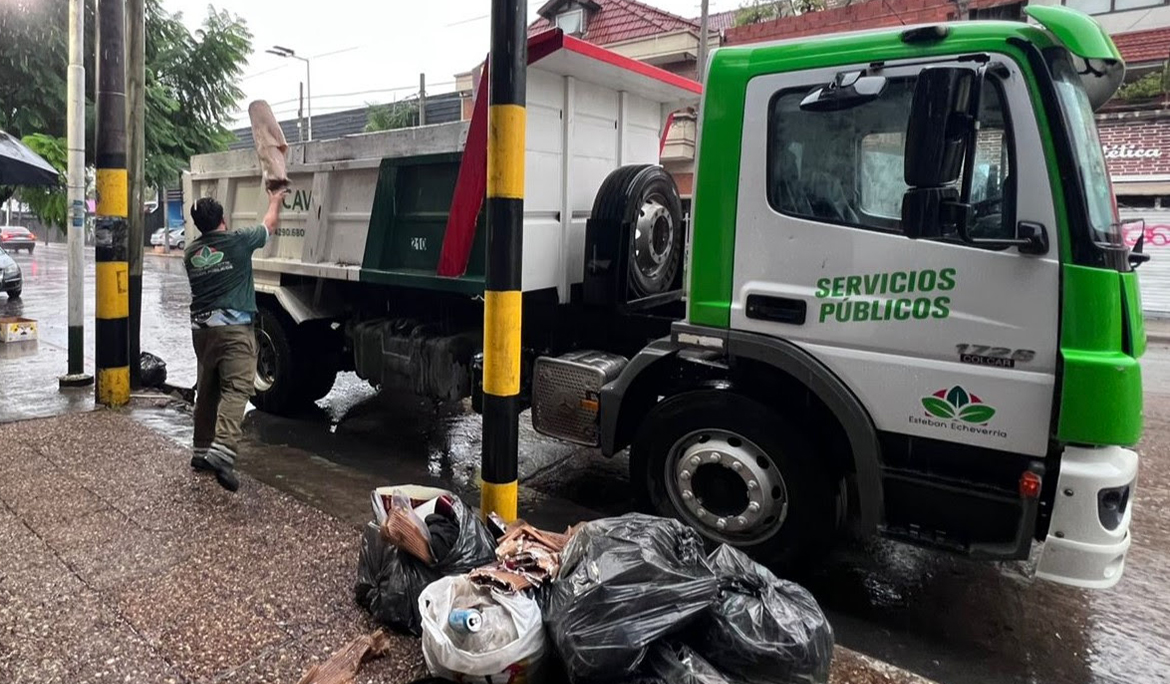 EL MUNICIPIO REALIZÓ TAREAS DE LIMPIEZA Y DESOBSTRUCCIÓN POR LA INTENSA LLUVIA
