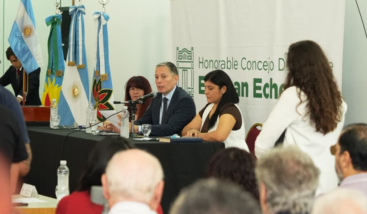 FERNANDO GRAY INAUGURÓ LAS SESIONES ORDINARIAS 2026 EN ESTEBAN ECHEVERRÍA