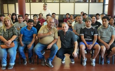 FERNANDO GRAY SE REUNIÓ CON VECINOS DEL BARRIO ALTOS DE LA CALANDRIA