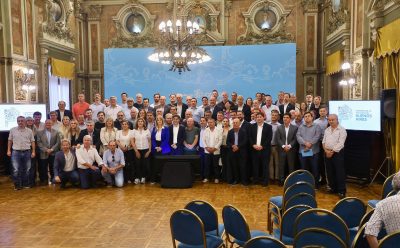 LA PLATA: VALERIA BELLIZZI PARTICIPÓ DE UNA REUNIÓN CONVOCADA POR AXEL KICILLOF