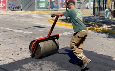 AVANZAN LOS TRABAJOS DE BACHEO EN MONTRE GRANDE